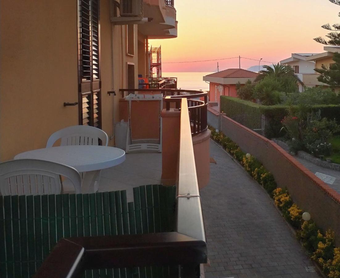 Frontemare Rooms Milazzo Exteriör bild